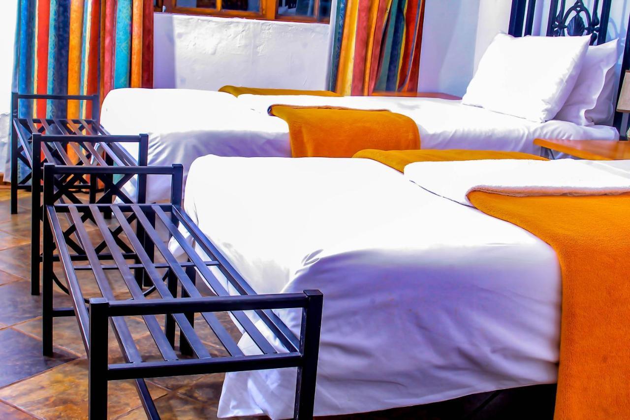 Mount Azimbo Lodge หลุยส์ทริคาร์ดท์ ภายนอก รูปภาพ