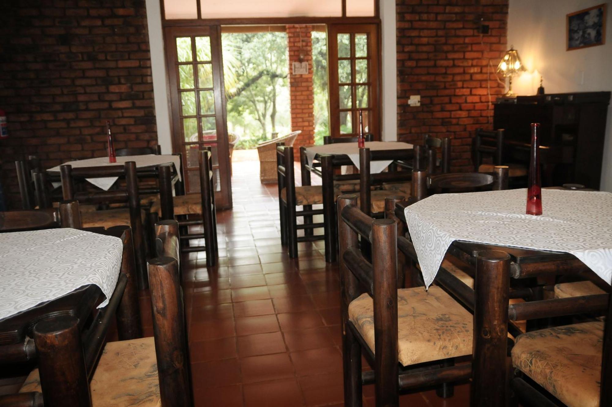 Mount Azimbo Lodge หลุยส์ทริคาร์ดท์ ภายนอก รูปภาพ