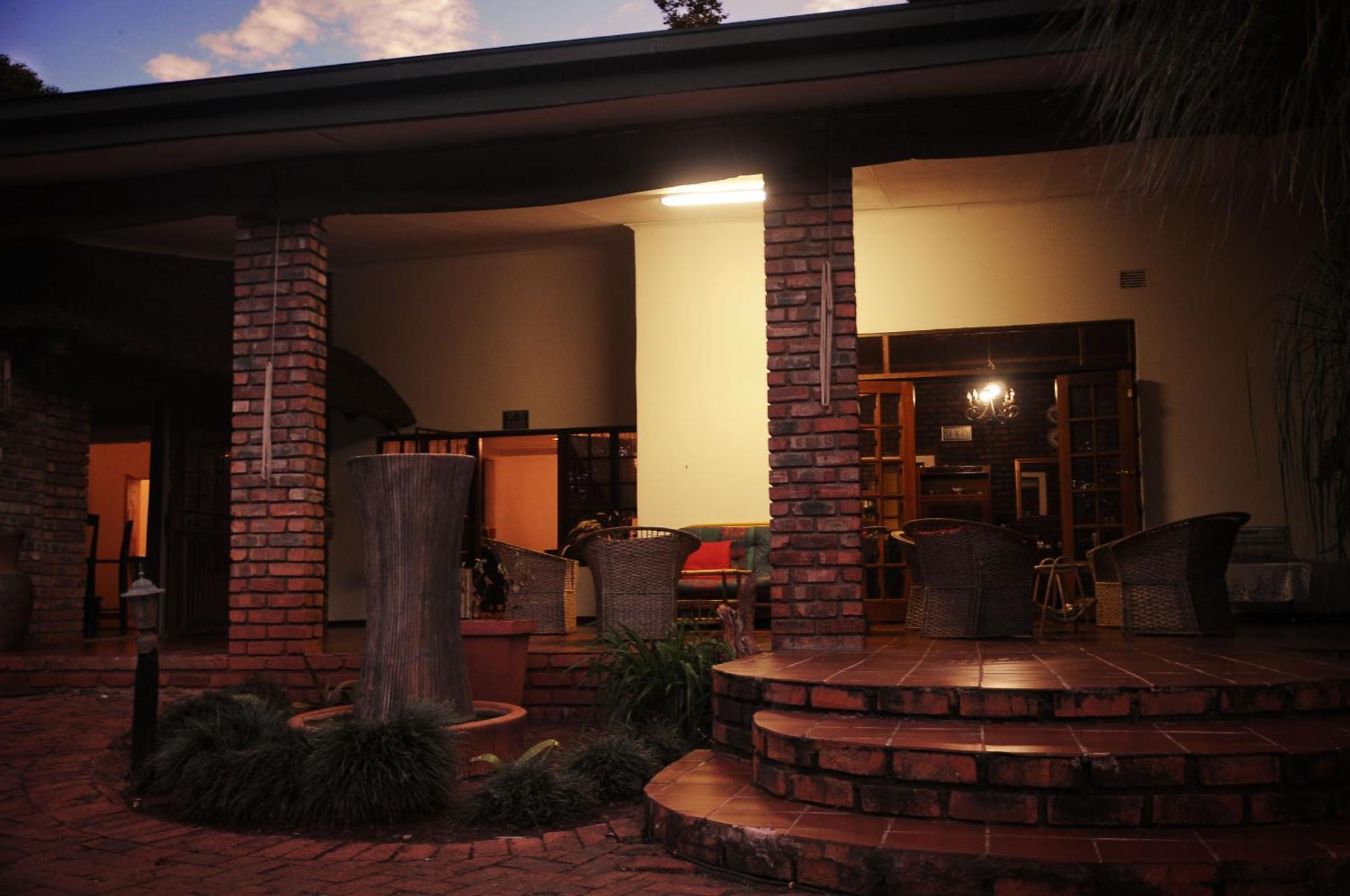 Mount Azimbo Lodge หลุยส์ทริคาร์ดท์ ภายนอก รูปภาพ