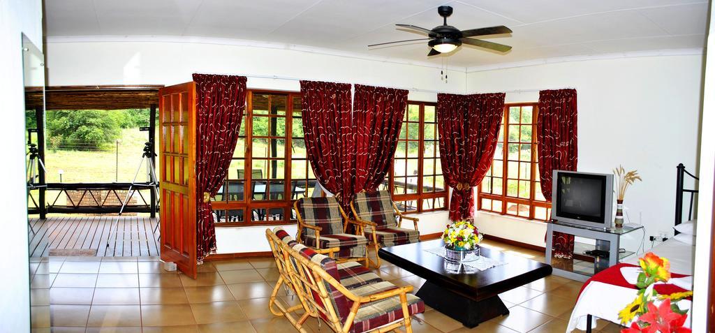 Mount Azimbo Lodge หลุยส์ทริคาร์ดท์ ภายนอก รูปภาพ