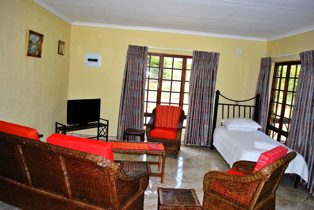 Mount Azimbo Lodge หลุยส์ทริคาร์ดท์ ภายนอก รูปภาพ